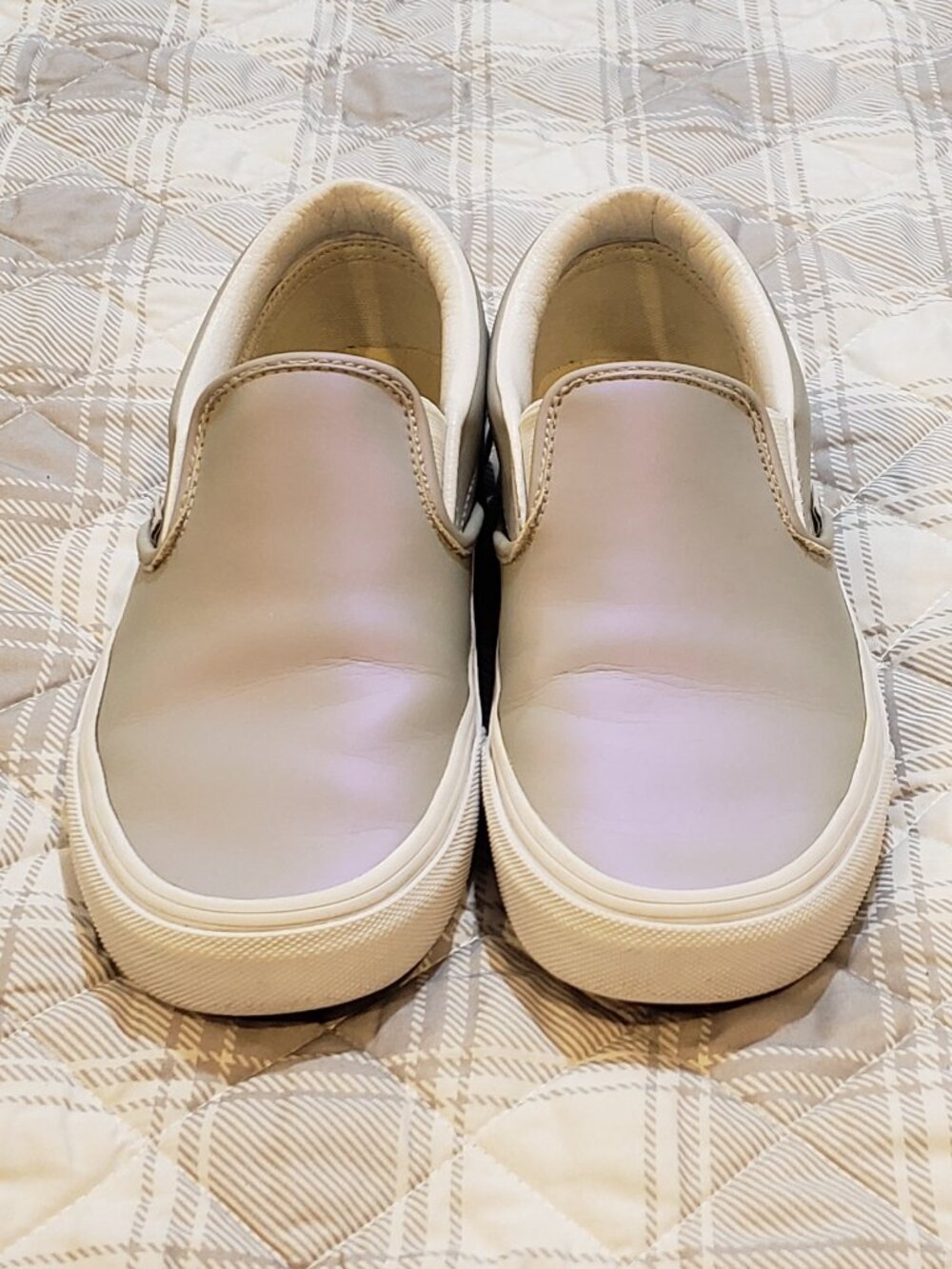 Vans Off The Wall  iridescent classic slip-on sneakers men's 5.5 - women's 7